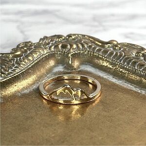 Gold Plated Mountain Design Ring - NWOT